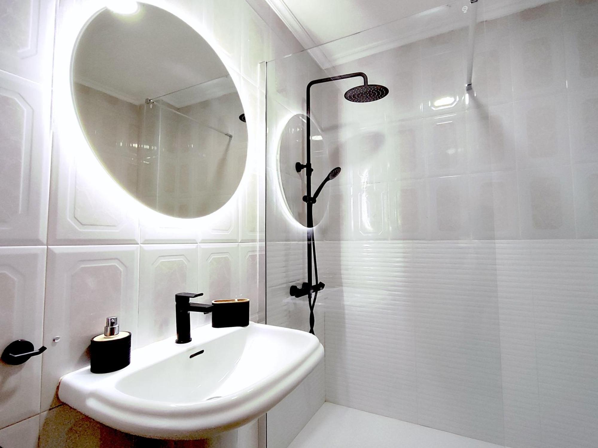 Diseno Y Relax Apartamento De Dos Habitaciones Cerca De La Playa มาลากา ภายนอก รูปภาพ